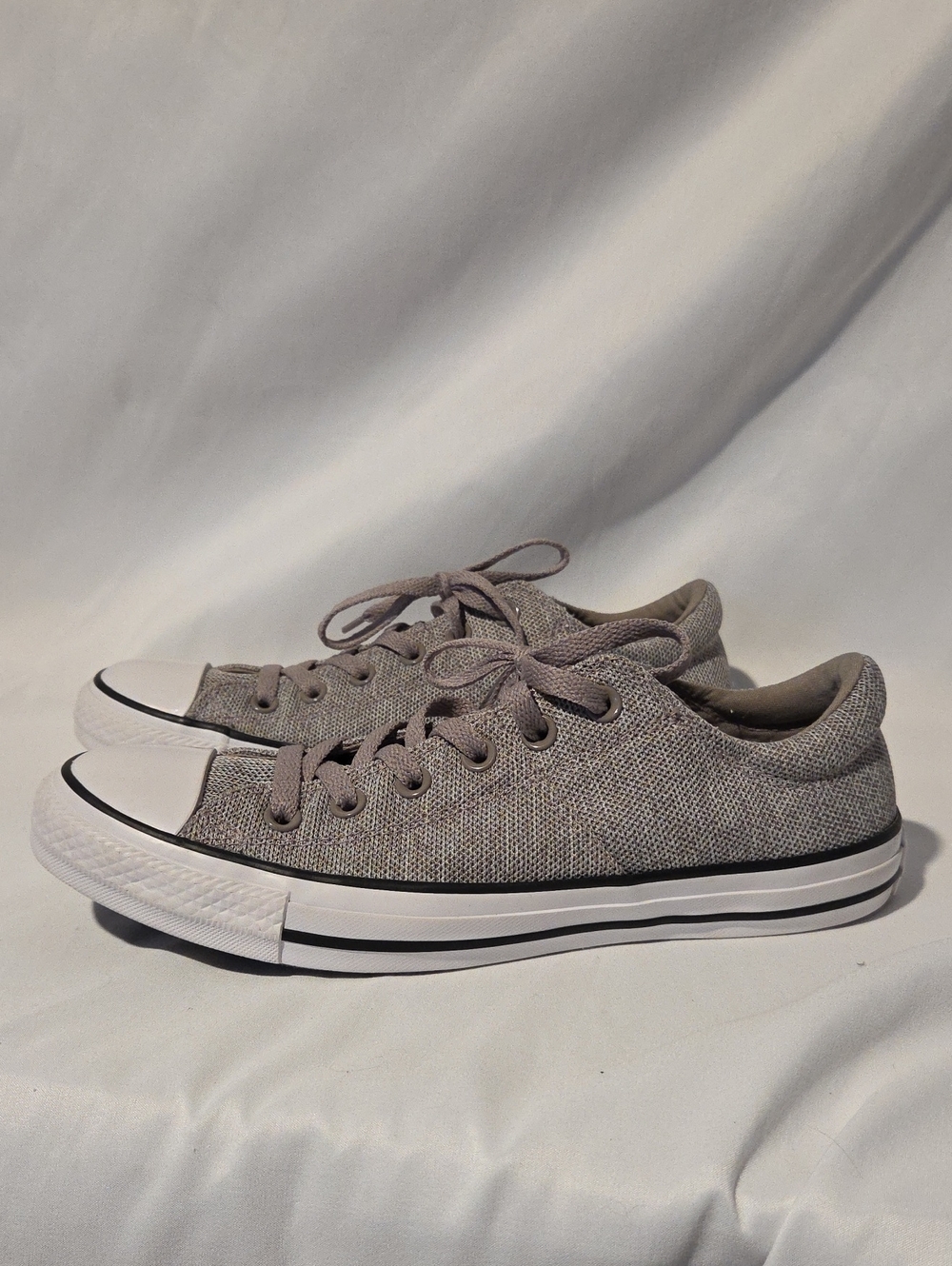 Converse Chuck Taylor All Star Madison OX Low-top Sneakers.